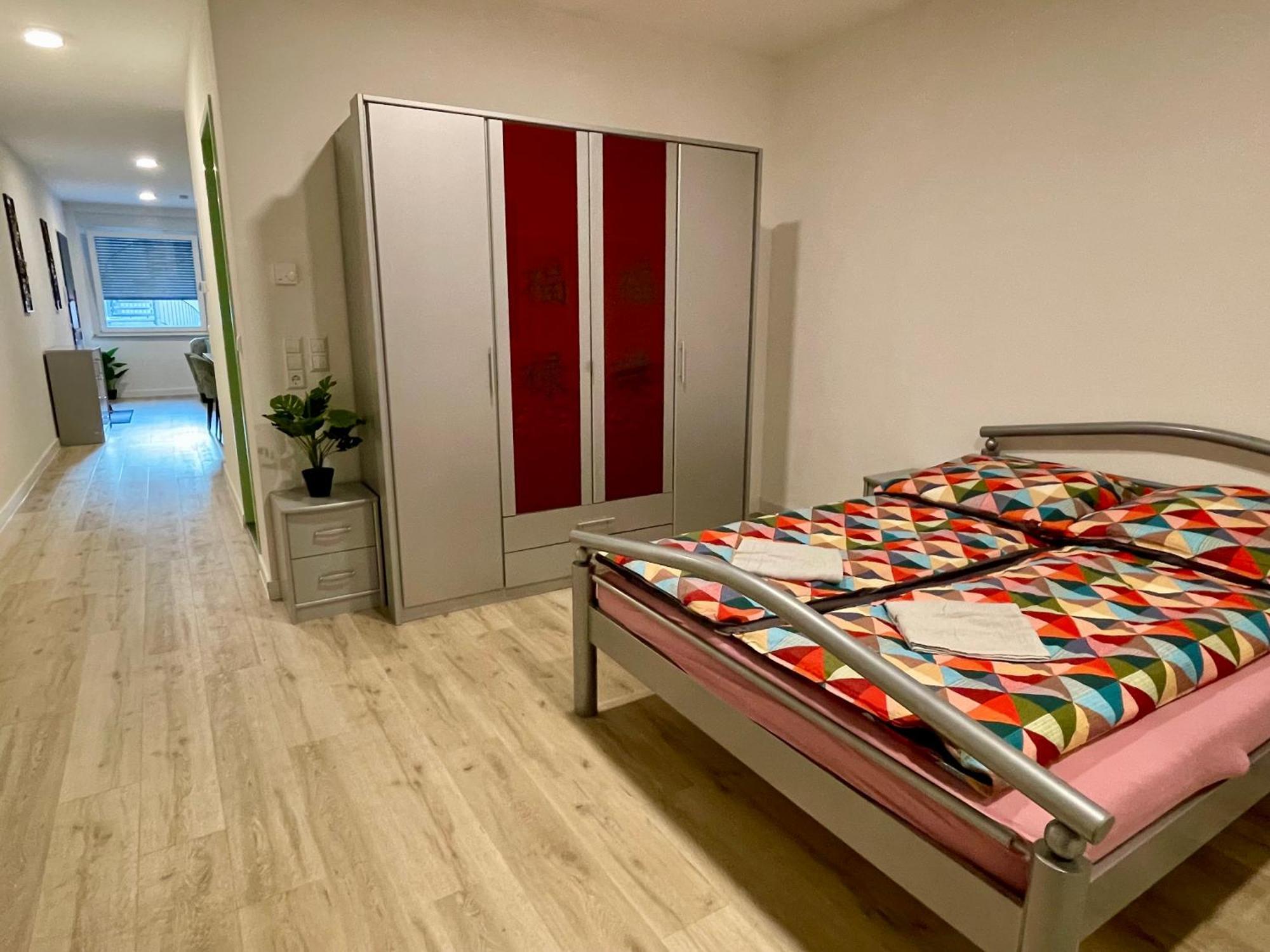 Neu Goldstadt Wunderschoenes 2 Zimmer Apartament Schloessle Zentrum Pforzheim Exterior foto